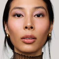 Master || Milano is wearing Solo Shadow Sheen in Iris